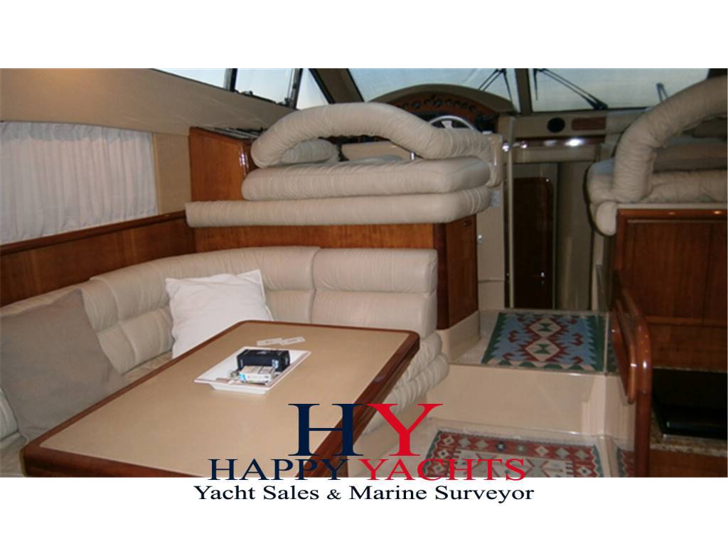 Ferretti yachts 430