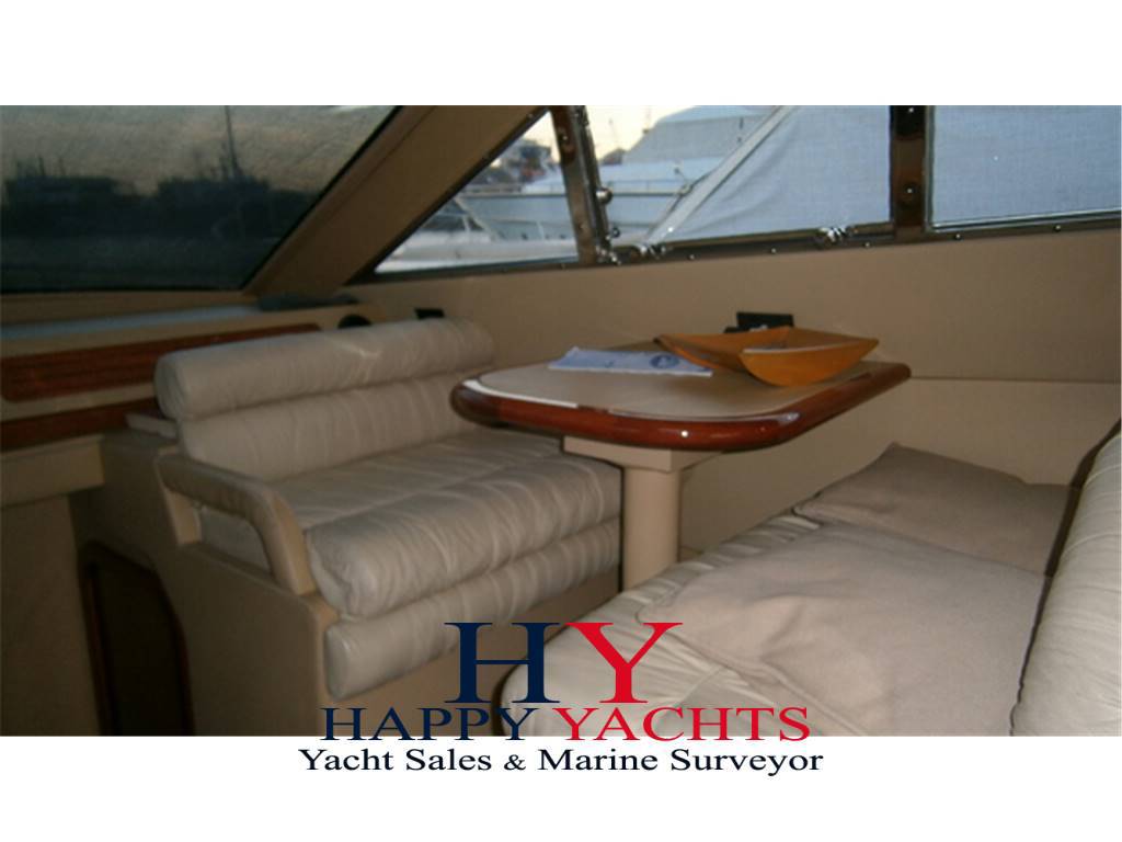Ferretti yachts 430