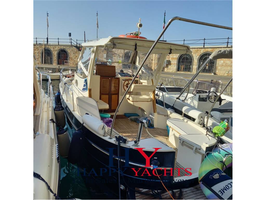 Cantiere ignenito 7.50 cabin