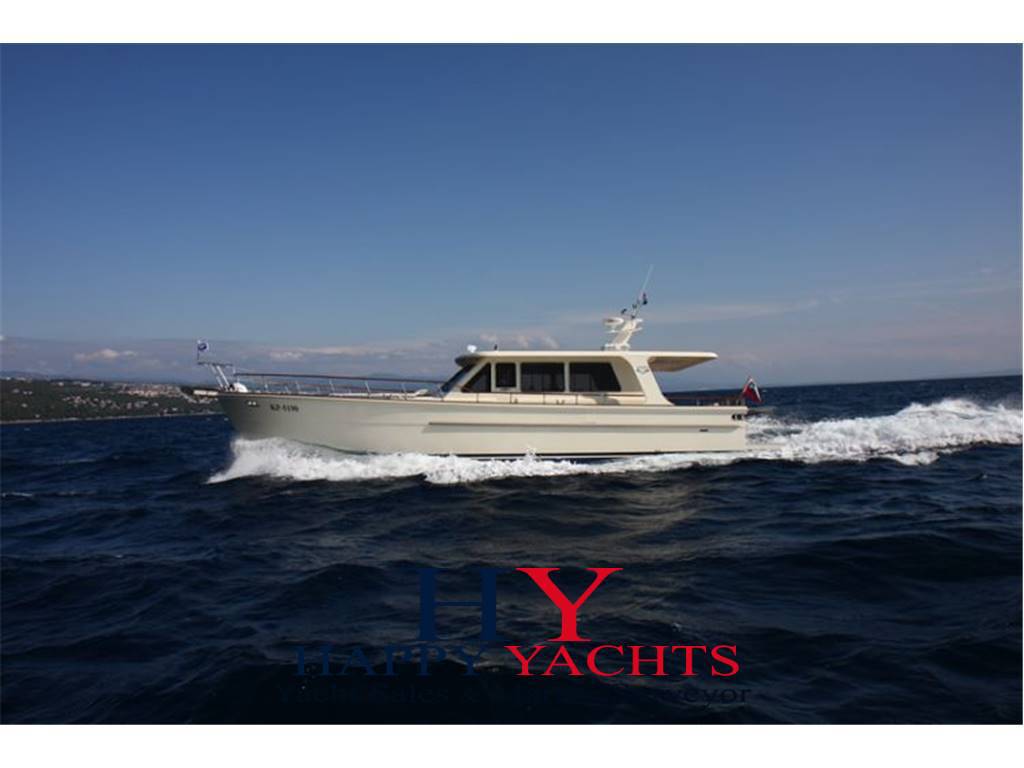 Alaska yachts 53 sedan