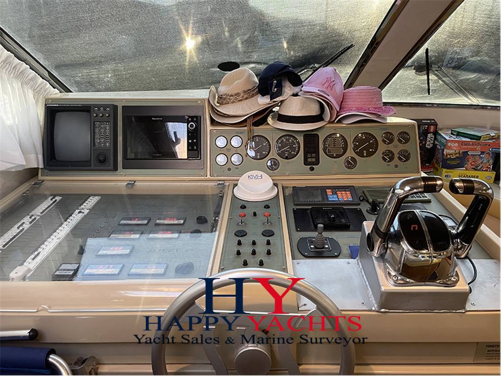 Ferretti yachts 45 altura fly