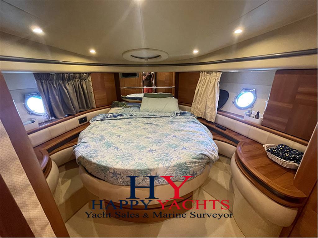 Azimut yachts 50 fly