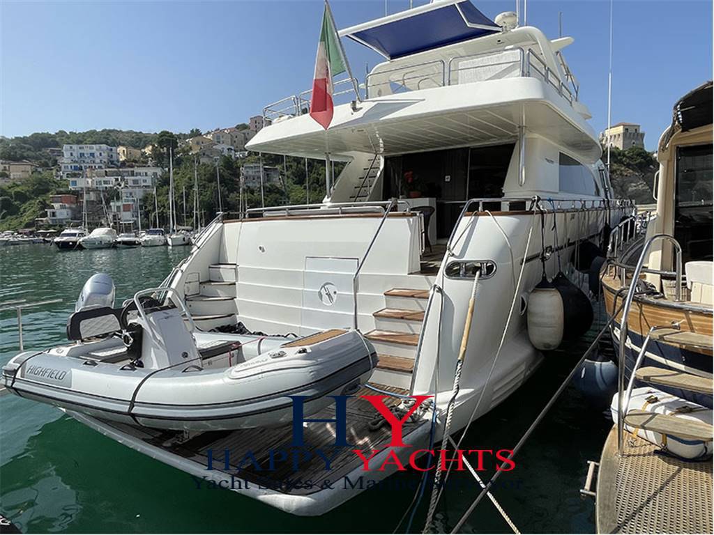 Falcon yachts 86