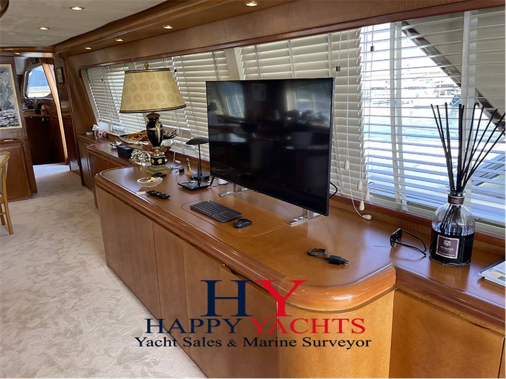 Falcon yachts 86