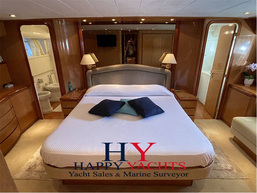 Falcon yachts 86