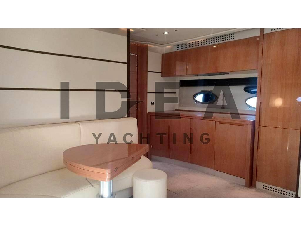 Pershing 62