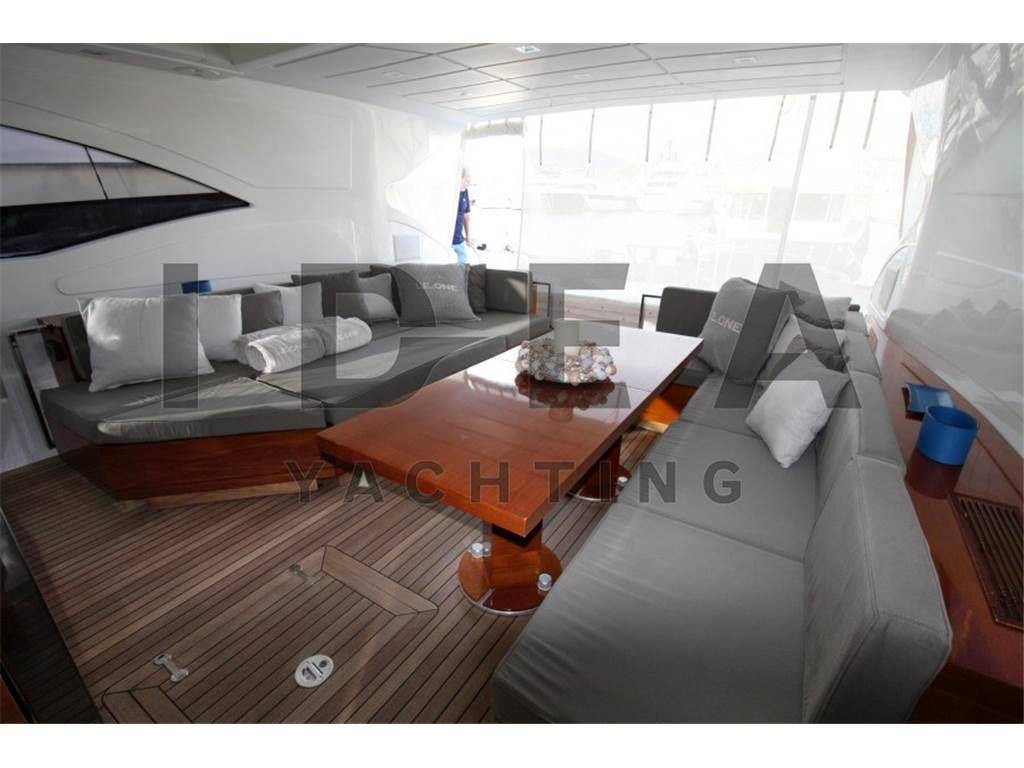 Overmarine Mangusta 72 open