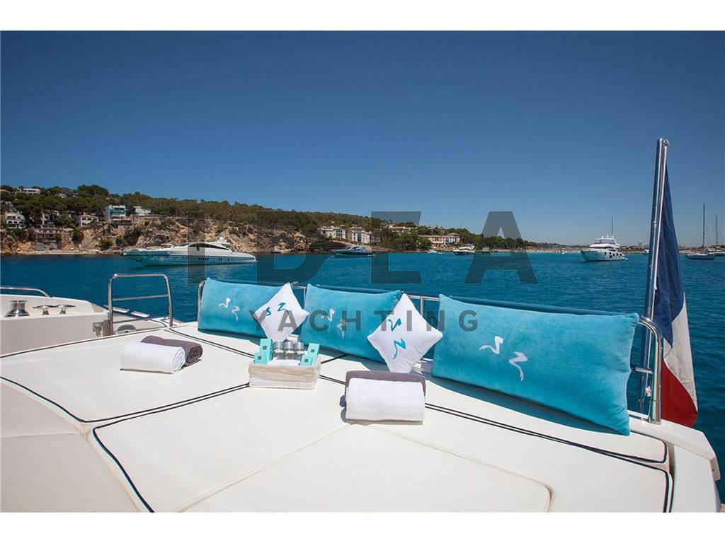 Sunseeker Predator 82