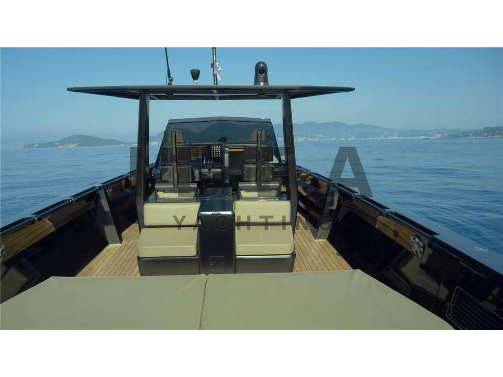 Wally Tender 43
