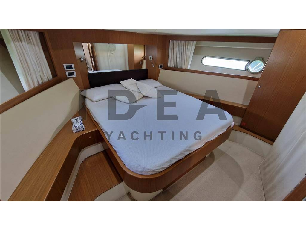 Ferretti yachts Ferretti 592