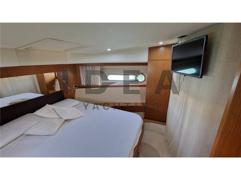 Ferretti yachts Ferretti 592