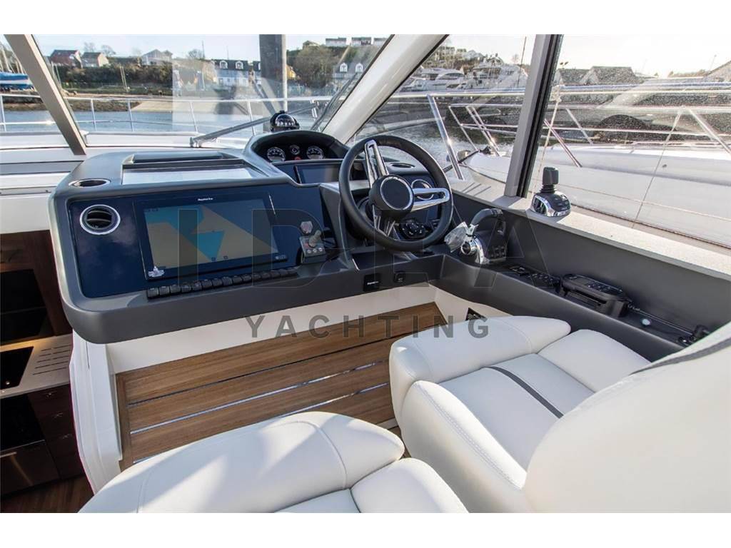 Princess yachts V50