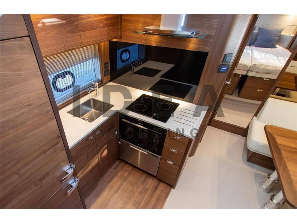 Princess yachts V50