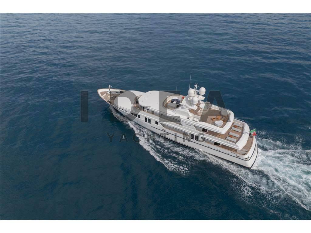 Baglietto 44 m