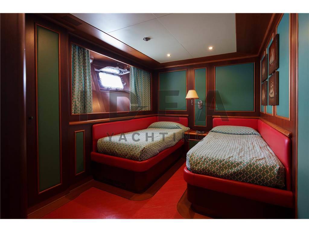 Baglietto 44 m