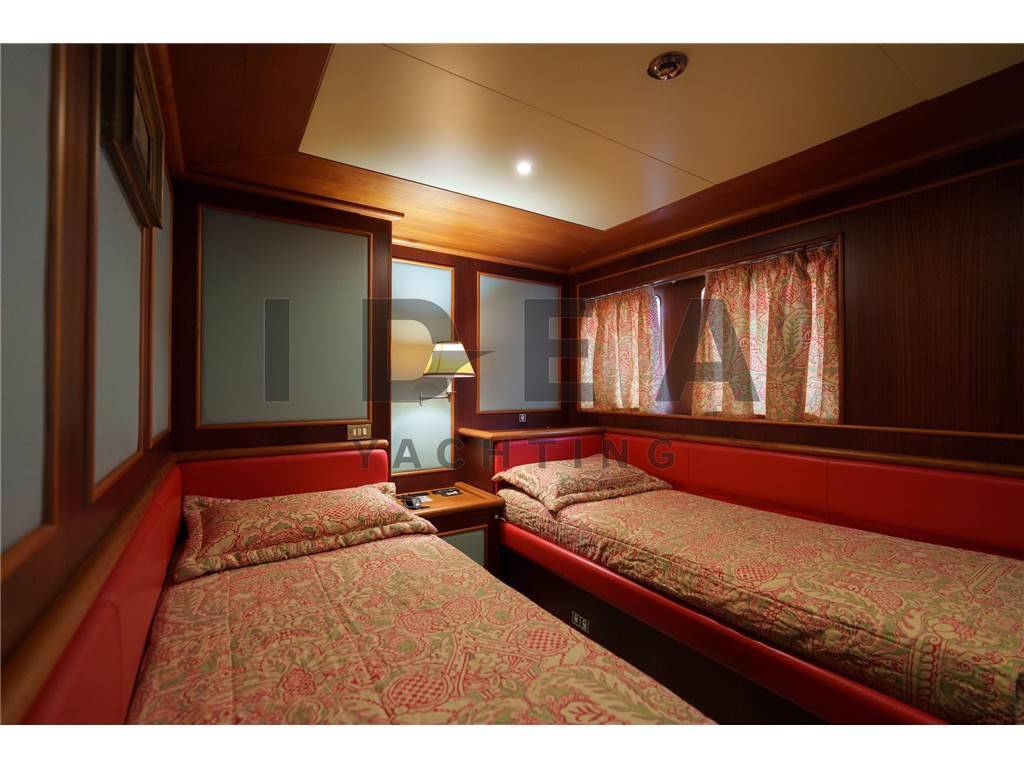 Baglietto 44 m
