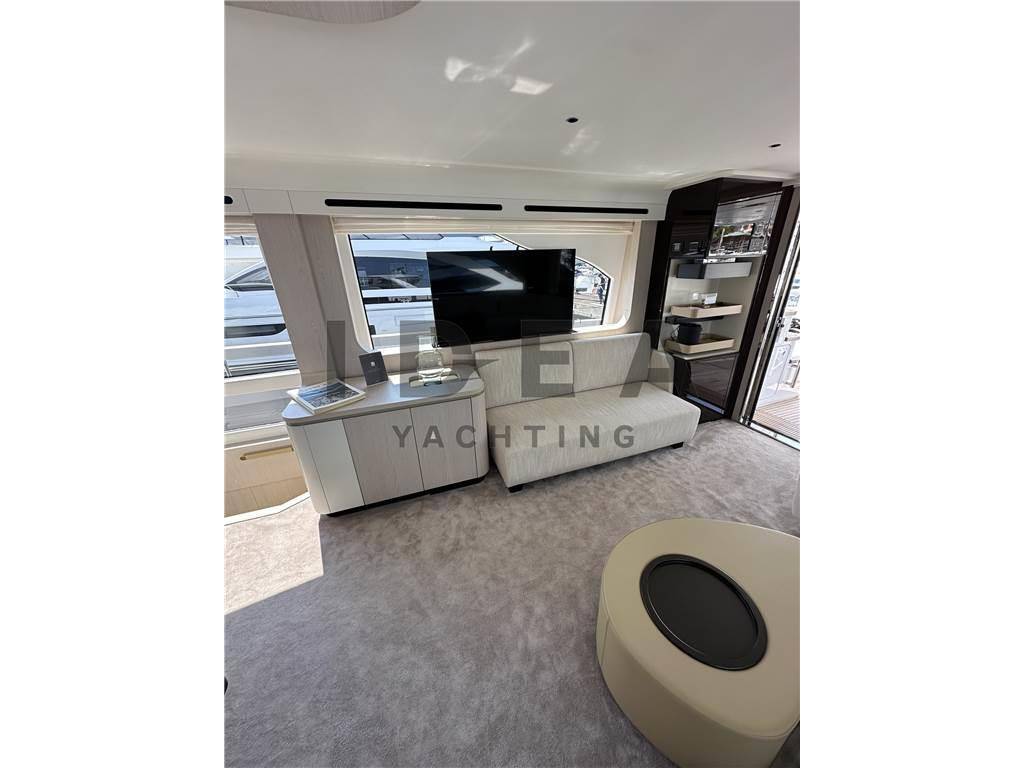 Azimut 78 flybridge