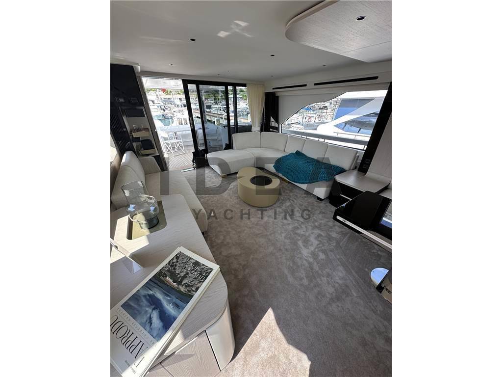 Azimut 78 flybridge