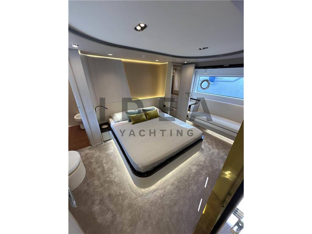 Azimut 78 flybridge