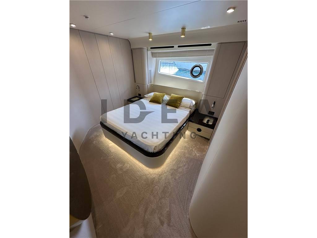 Azimut 78 flybridge