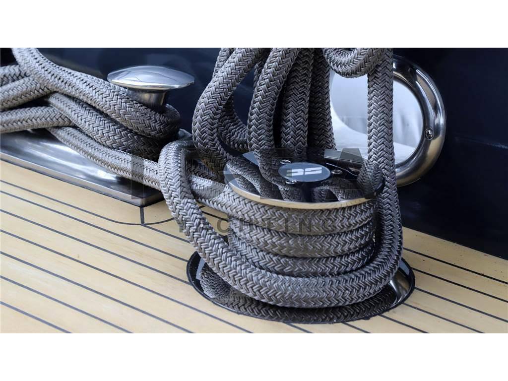 Falcon yachts 80