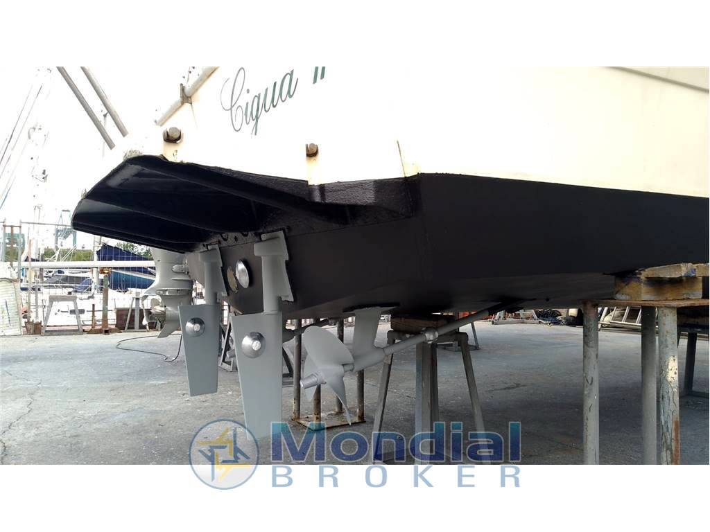 Cantiere nautico 7 mari F 27 open america