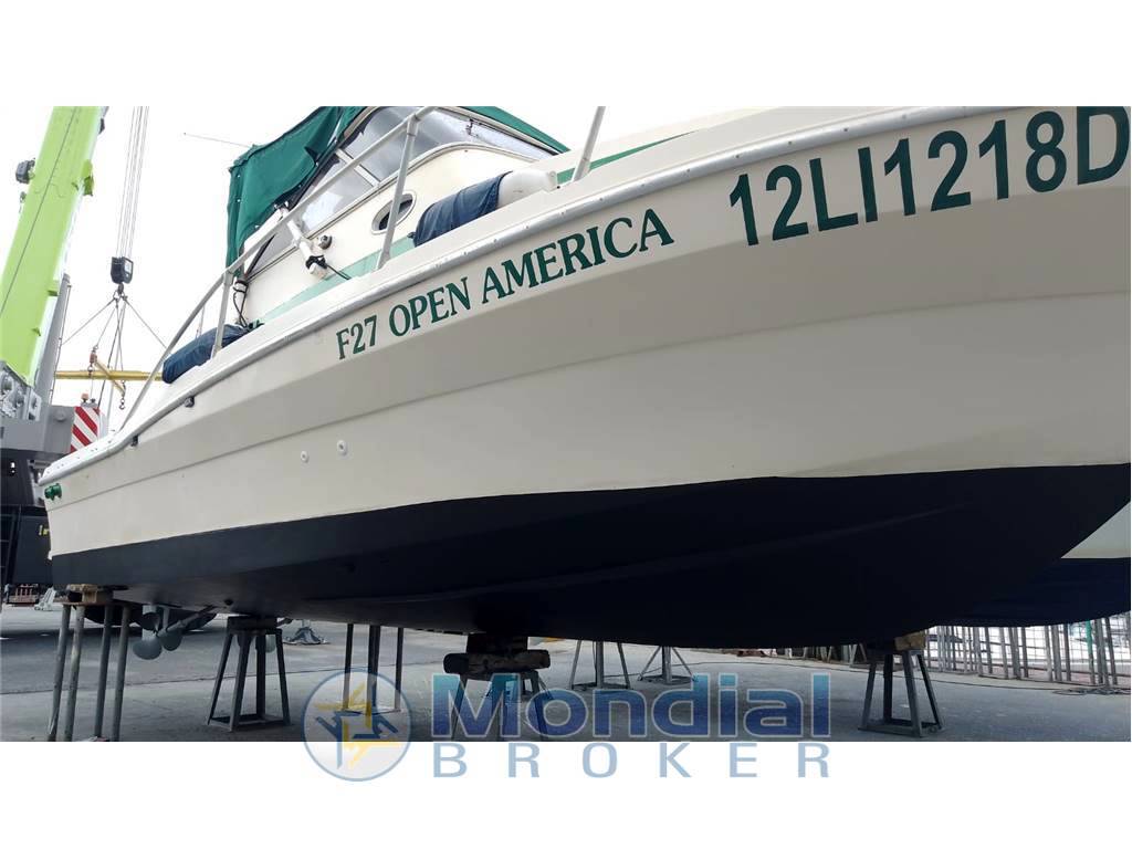 Cantiere nautico 7 mari F 27 open america