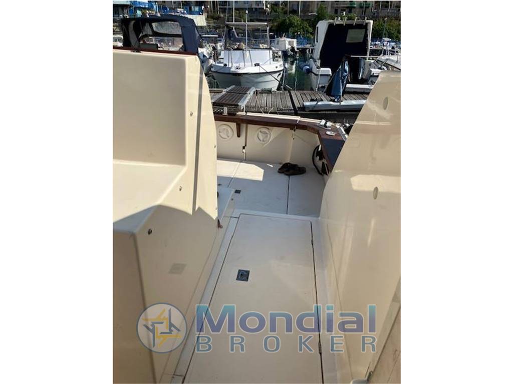 Cantiere nautico 7 mari F 27 open america
