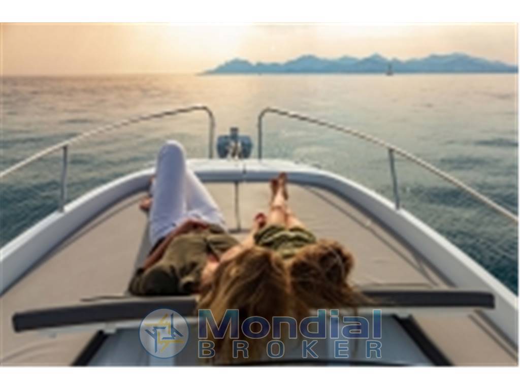 Jeanneau Cap camarat 7.5 wa s3 pronta consegna