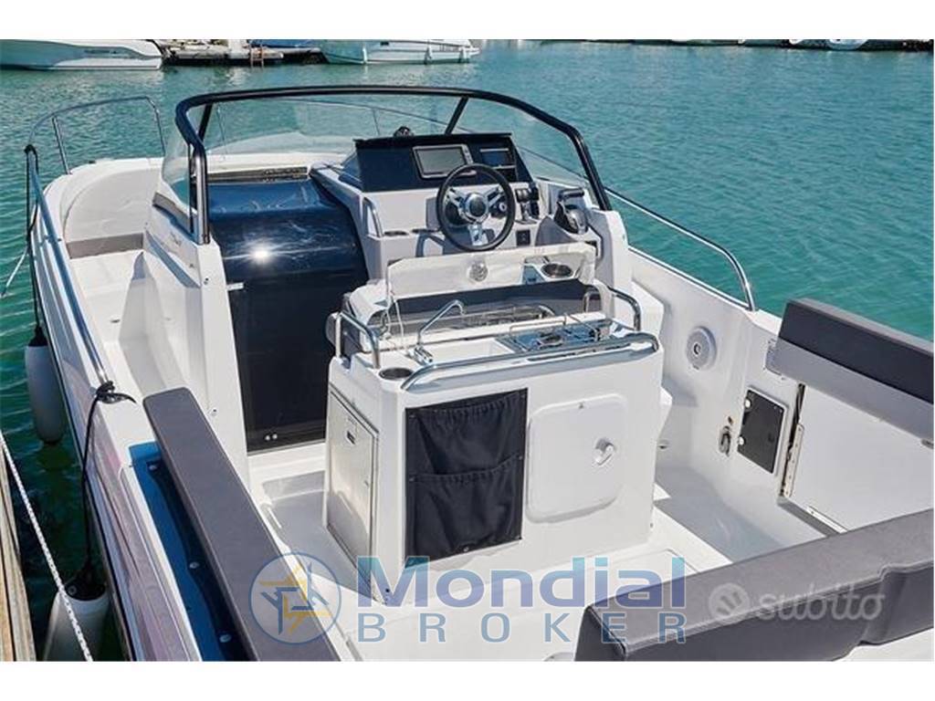 Jeanneau Cap camarat 7.5 wa s3 pronta consegna