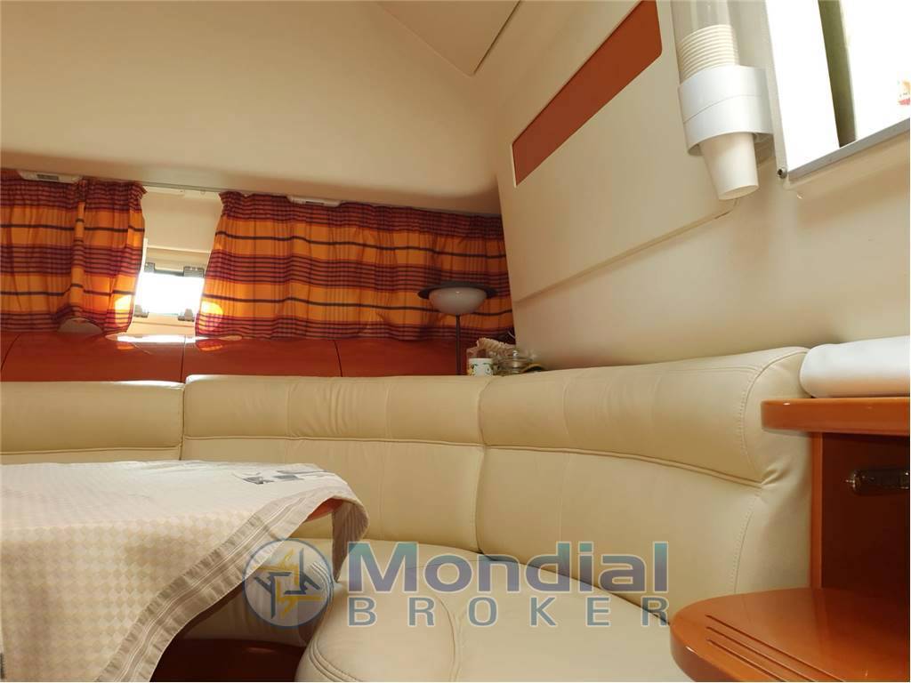 Jeanneau Prestige 34 usato
