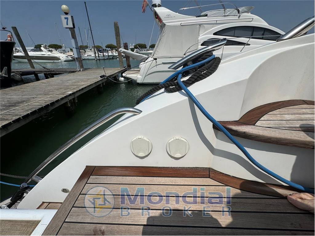 Princess V45 usato