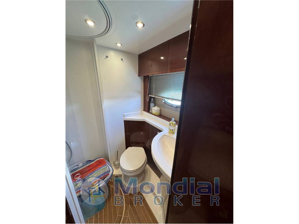 Princess V45 usato