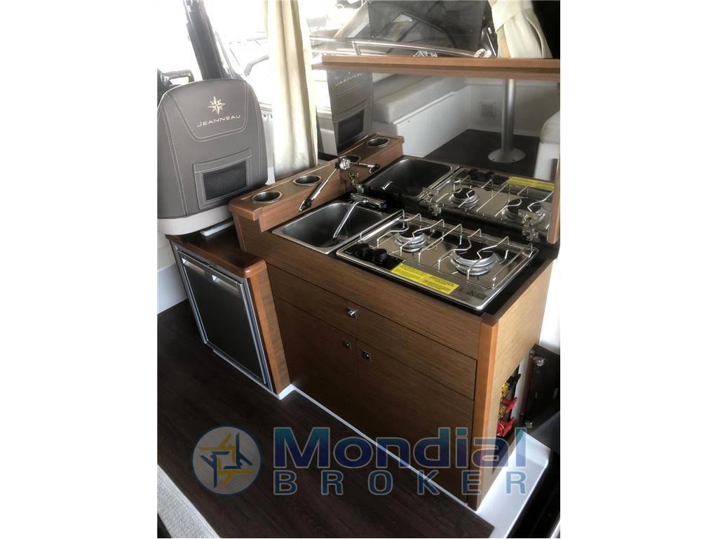 Jeanneau Merry fisher 895 usata