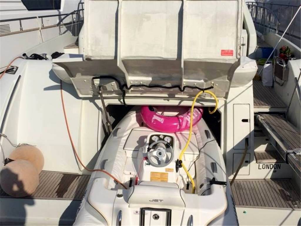 Azimut 62 s