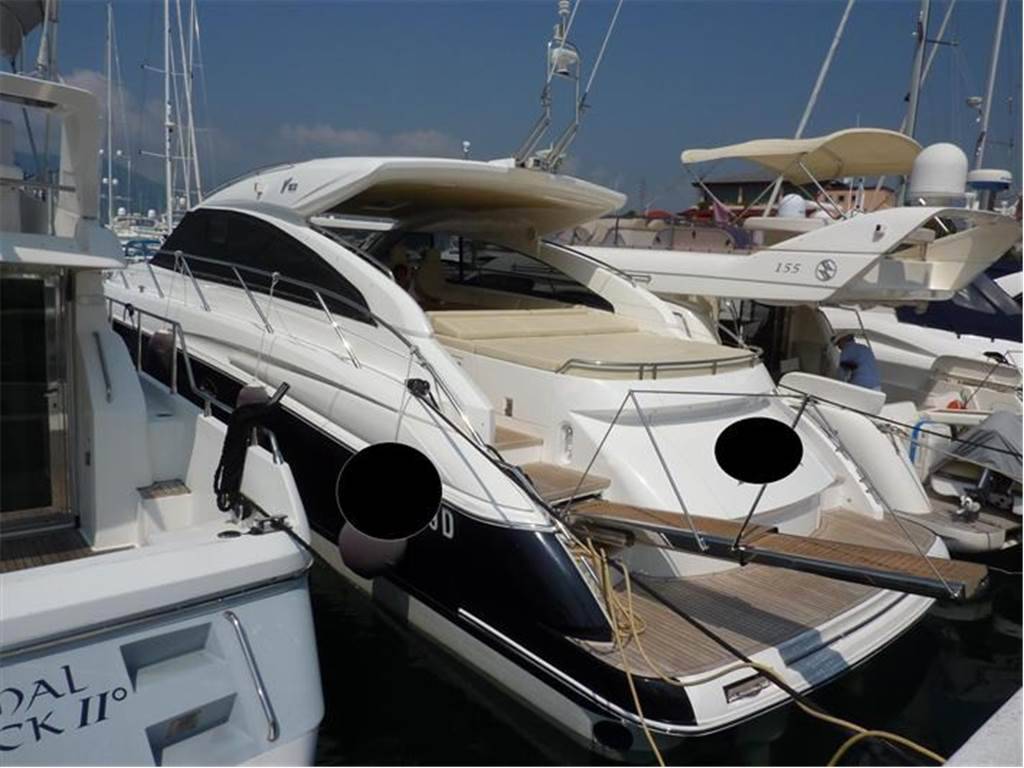 Princess yacht V53