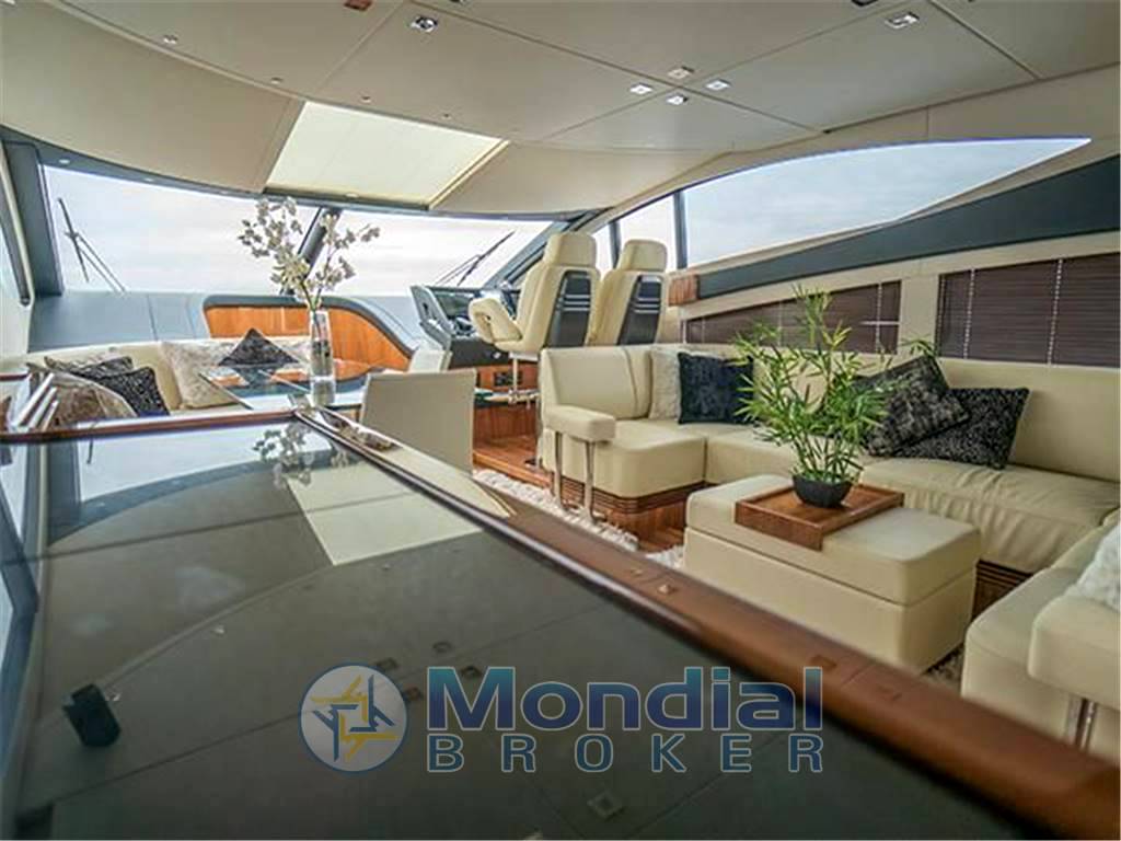 Sunseeker 68 sport yacht