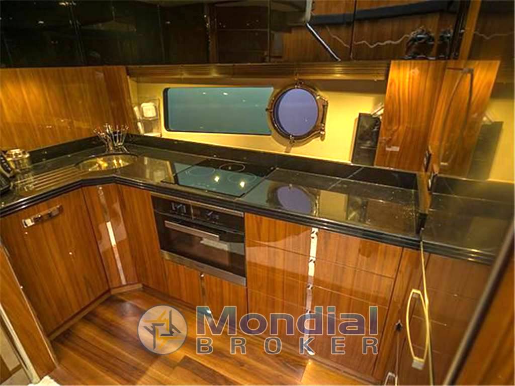 Sunseeker 68 sport yacht