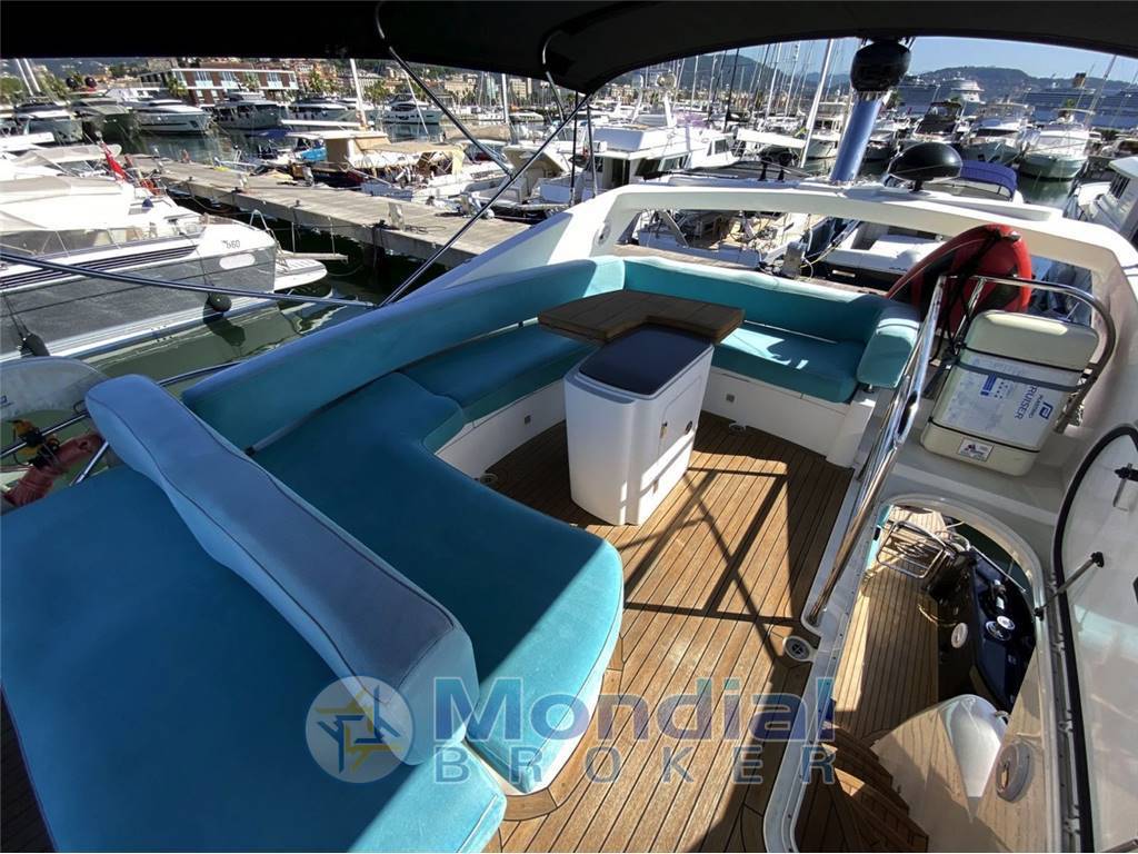 Sunseeker Manhattan 52