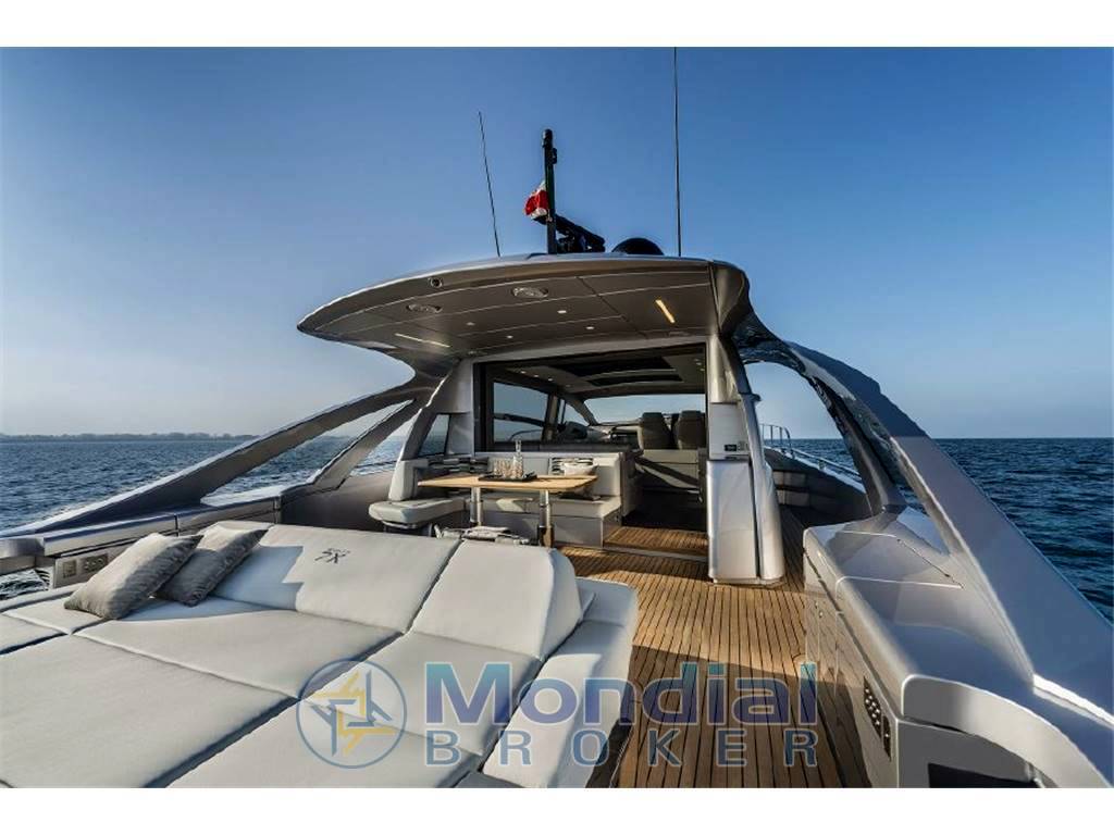 Pershing 7x