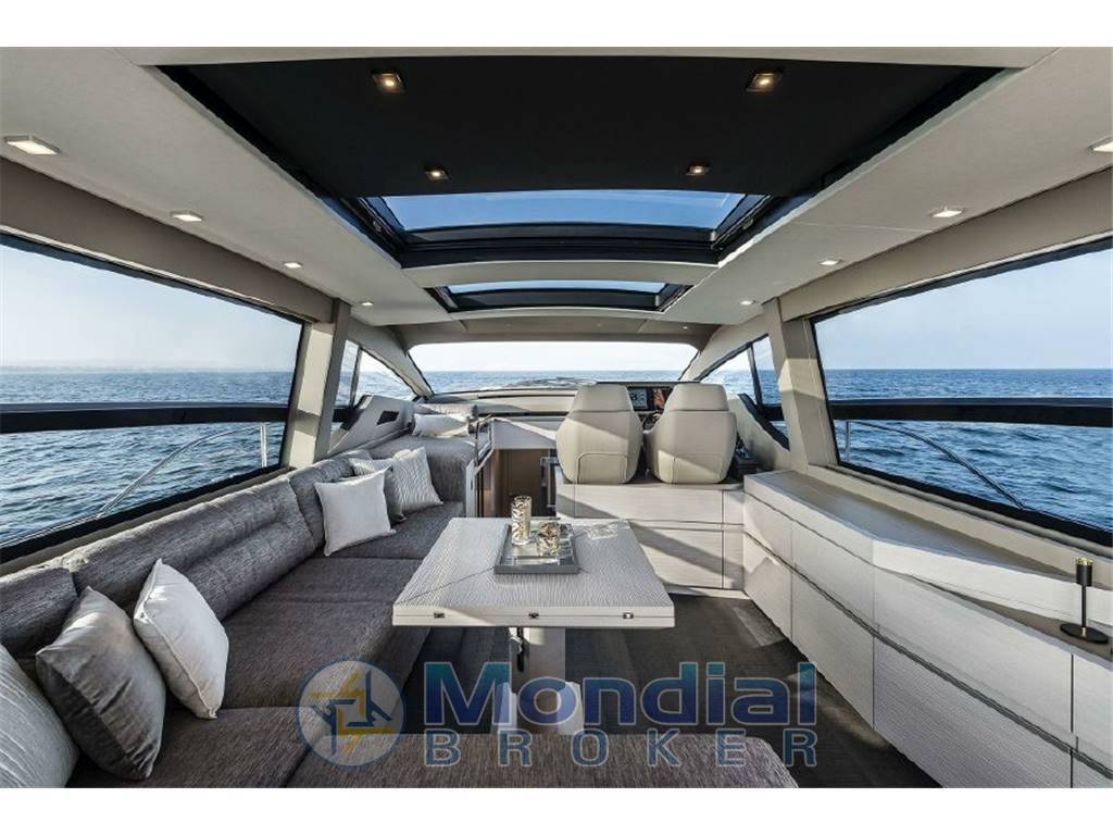 Pershing 7x