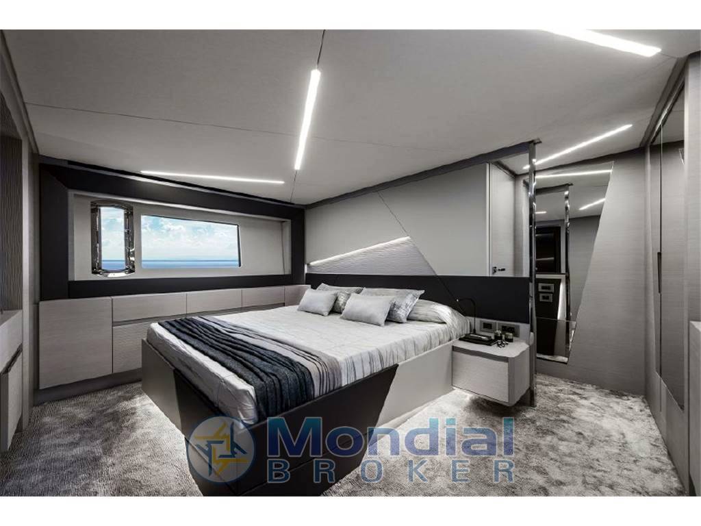 Pershing 7x