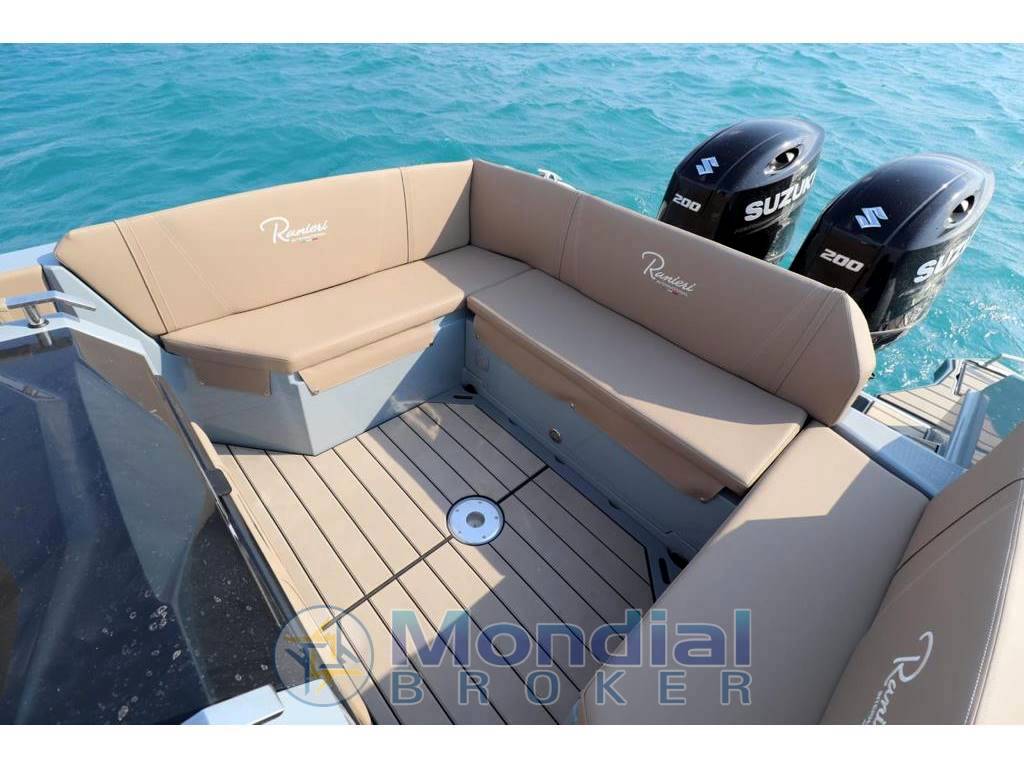Ranieri Cayman 28 executive