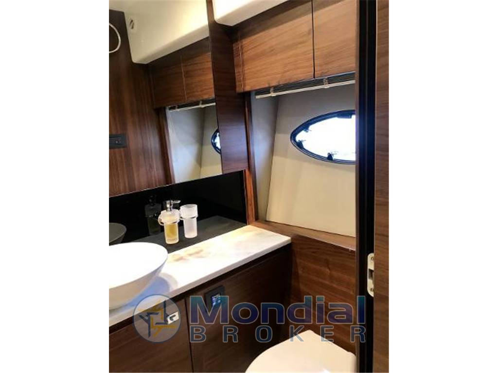 Princess yachts 60 fly