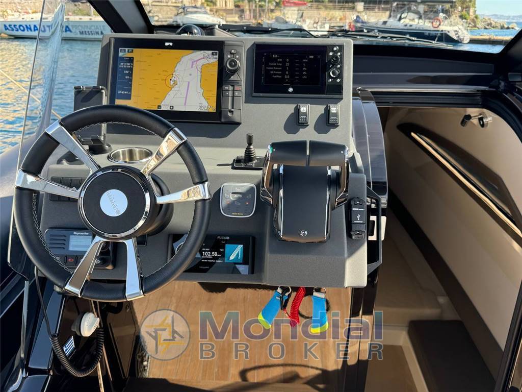 Technohull Explorer 40