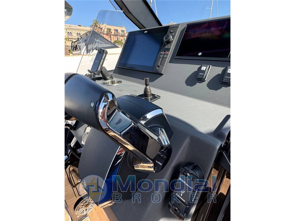 Technohull Explorer 40