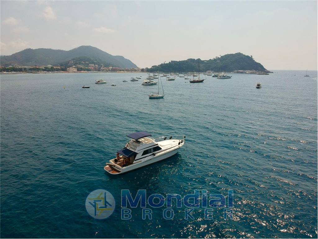 Riviera marine 48