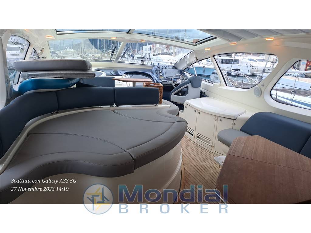 Atlantis 55