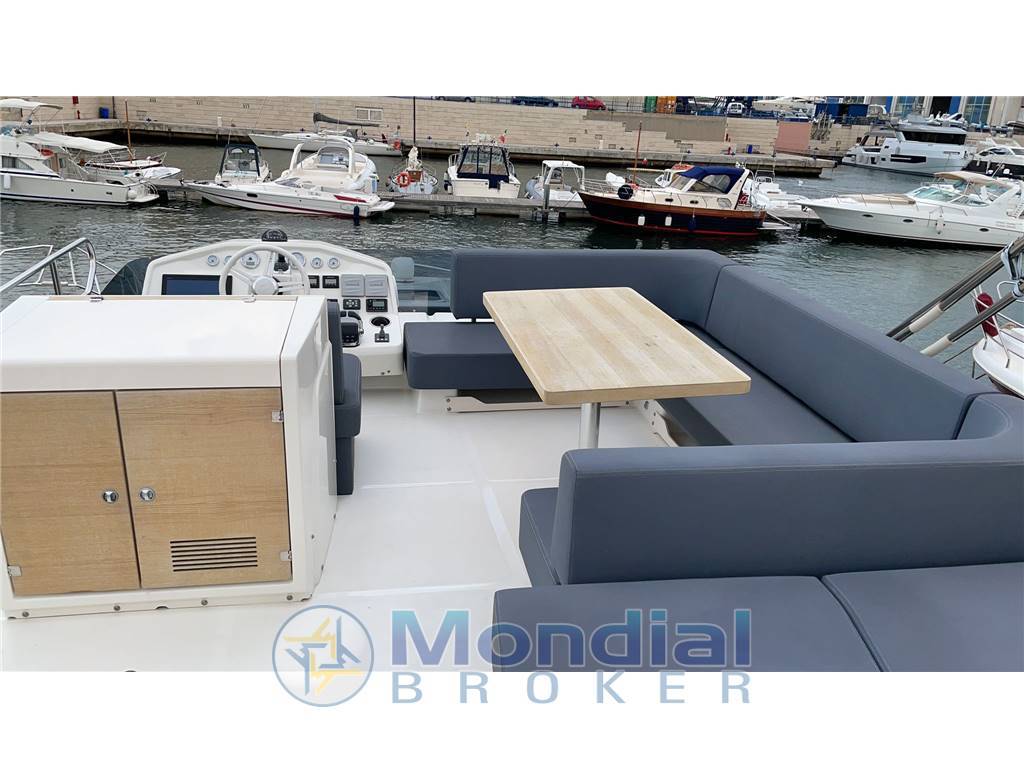 Cranchi T43