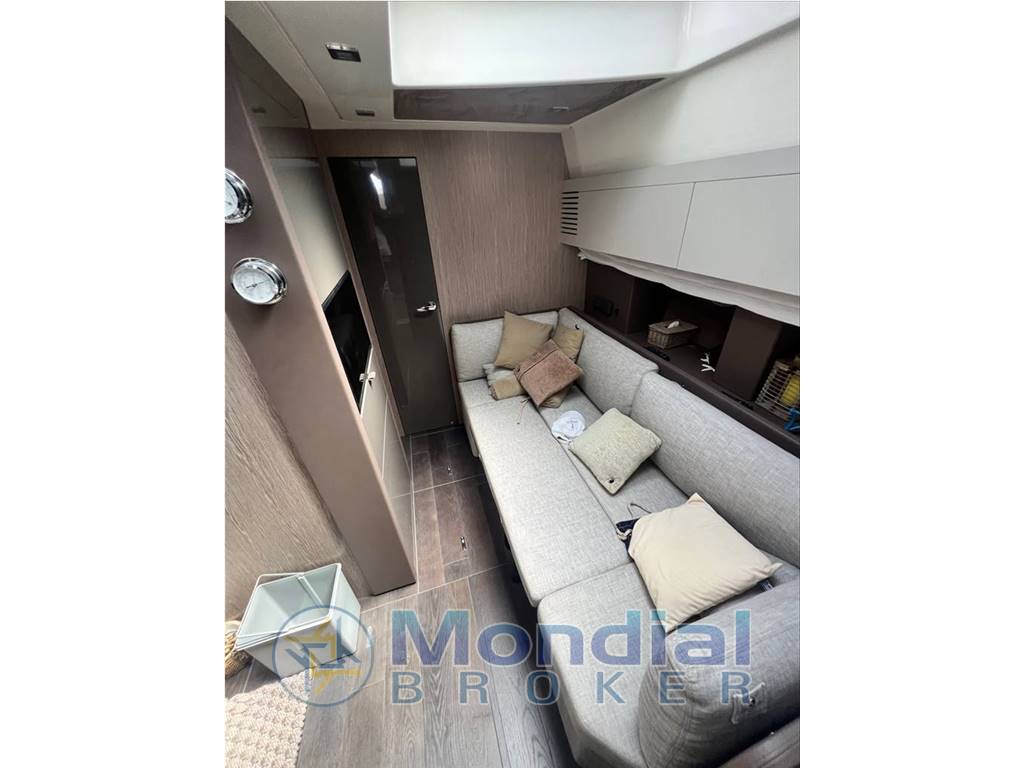 Cranchi M44 ht